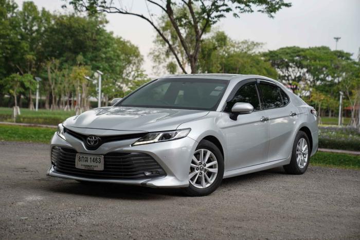 TOYOTA CAMRY 2.0 G AT ปี2019 สีเทา