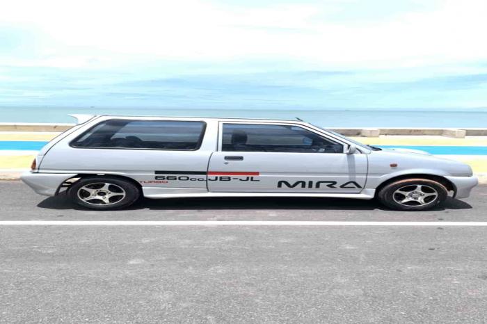 ขายรถ มิร่า Mira Daihatsu สี บรอนซ์เงิน  ปี 47 ทะเบียน สงขลา แอร์เย็น ล้อแม็กซ์  ห้องเครื่องเปลี่ยนอะไหล่ใหม่ไปหลายรายการ